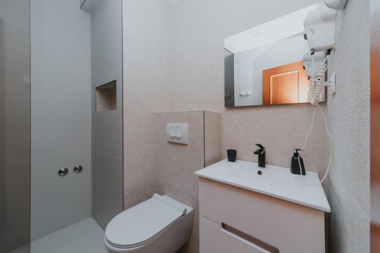Mali Hotel Porat Budva Værelse billede