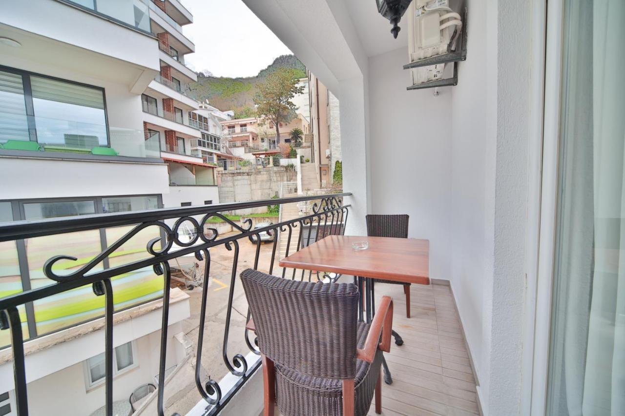 Mali Hotel Porat Budva Værelse billede