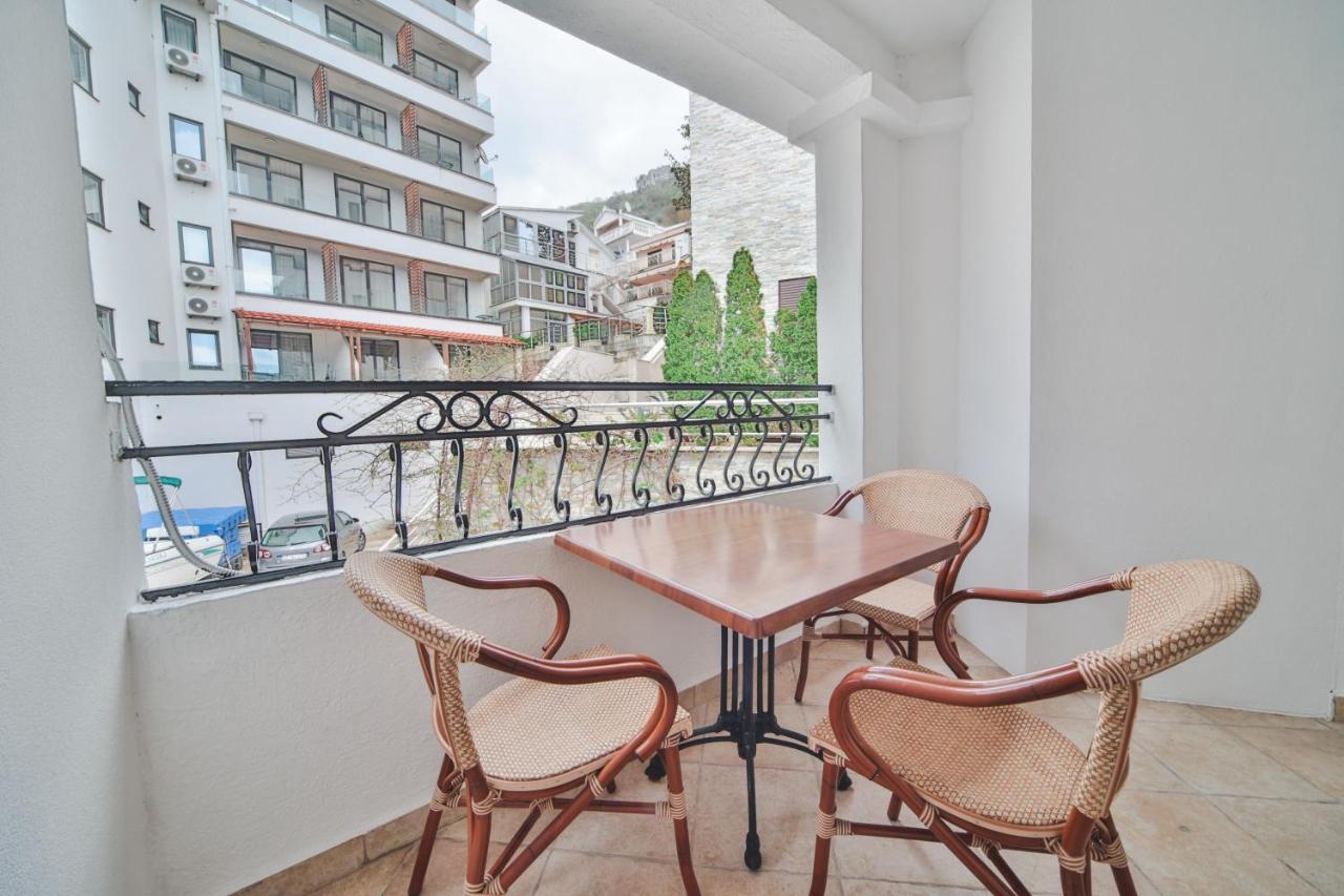 Mali Hotel Porat Budva Værelse billede