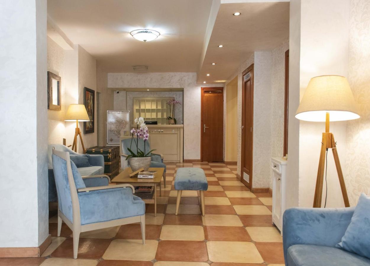 Mali Hotel Porat Budva Eksteriør billede
